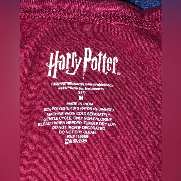 Gryffindor Harry Potter tank top size medium - Picture 4 of 4